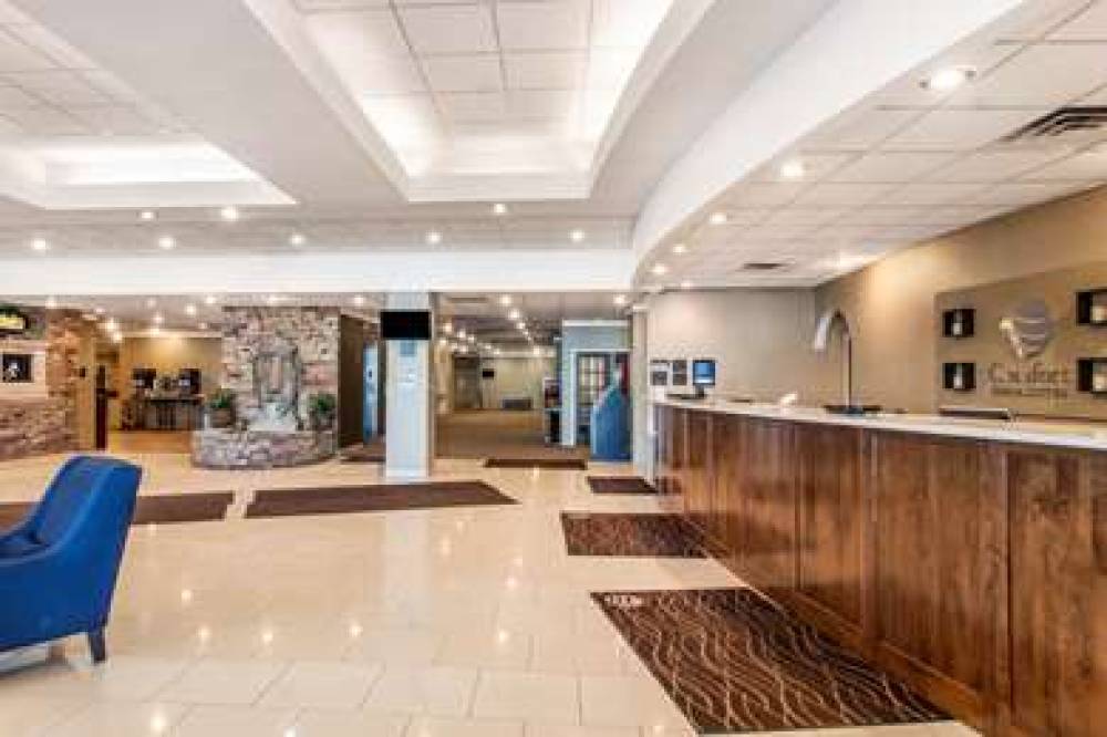 Comfort Inn And Suites Omaha 3