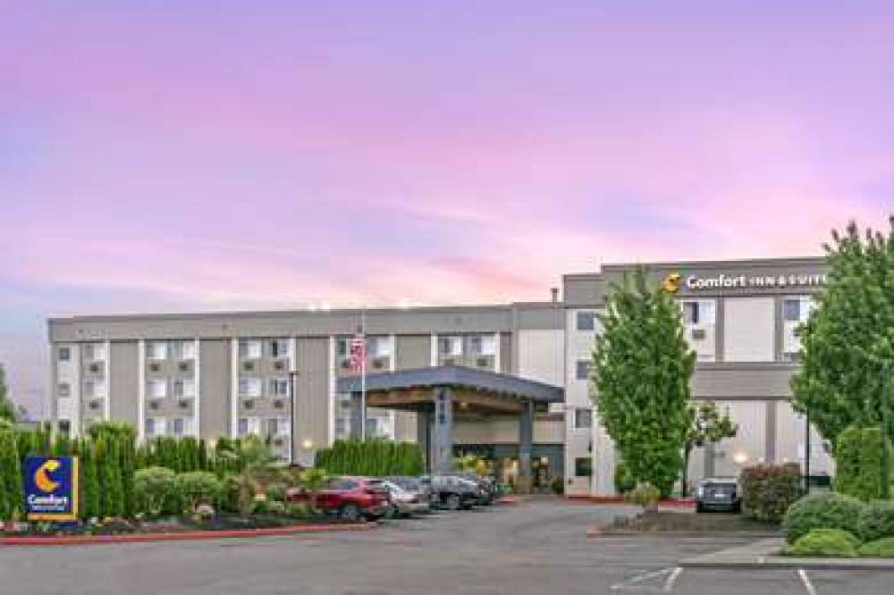 COMFORT INN AND SUITES PACIFIC - AU 7