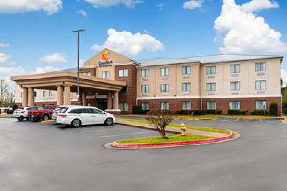 Comfort Inn And Suites Pine Bluff