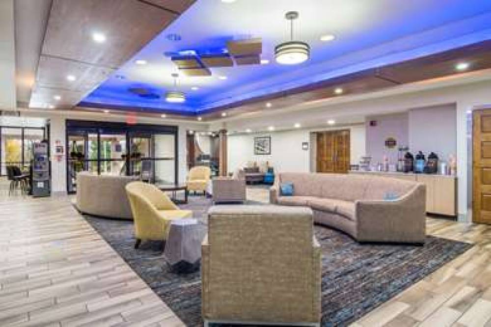 Comfort Inn And Suites Pittsburgh 4