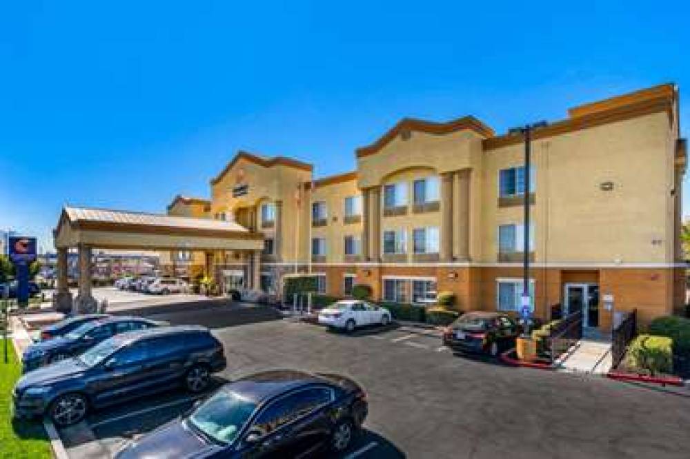 Comfort Inn And Suites Sacramento - University Are 1