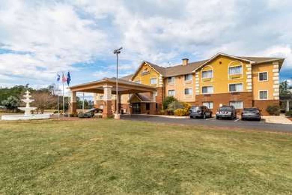 Comfort Inn And Suites South Hill