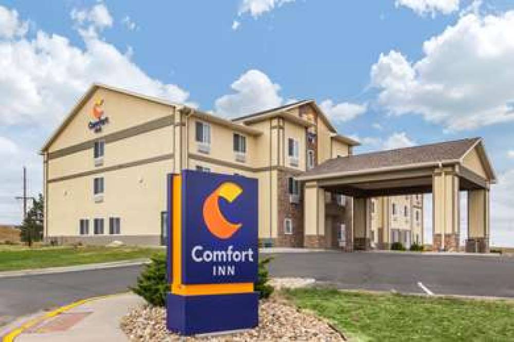 COMFORT INN AND SUITES STERLING 2