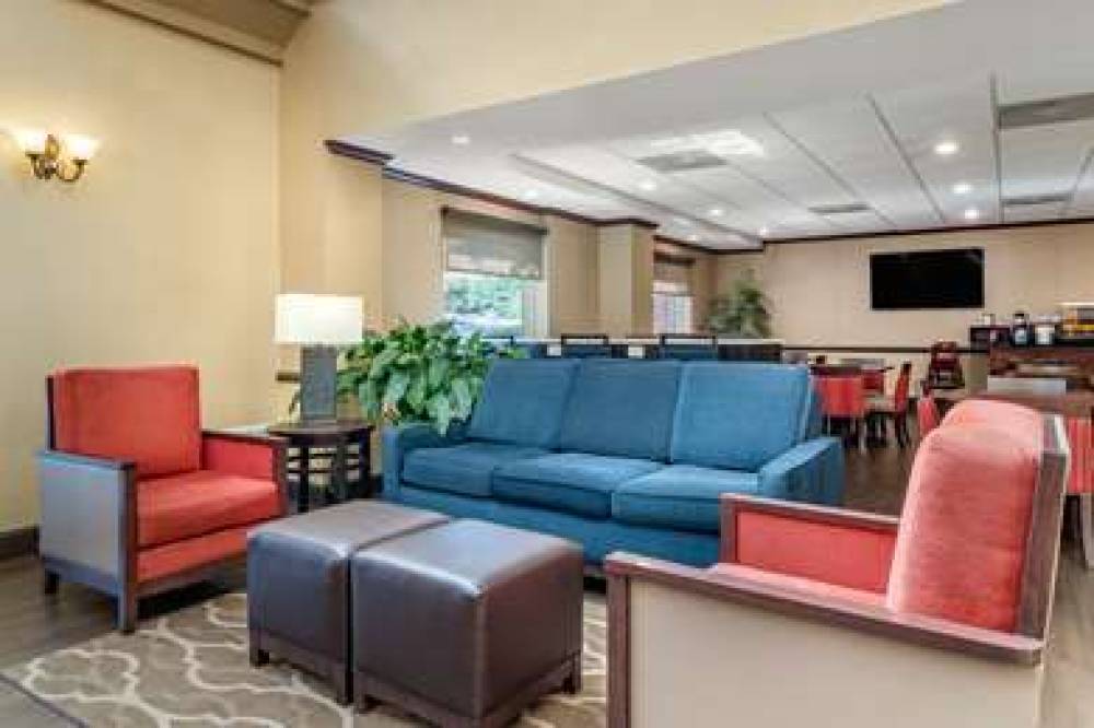 Comfort Inn And Suites Suwanee - Sugarloaf 4