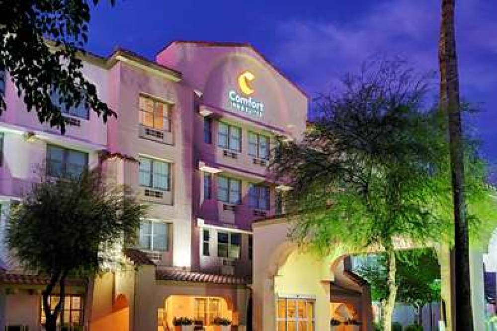 COMFORT INN AND SUITES TEMPE 9