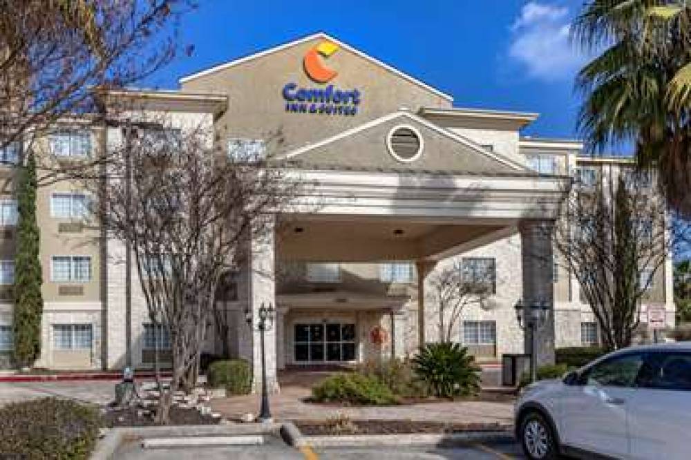 Comfort Inn And Suites Texas Hill Country 1