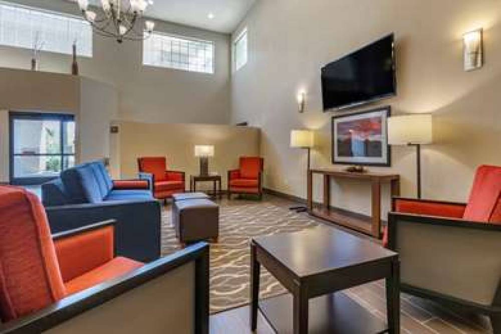 Comfort Inn And Suites Tucson 4