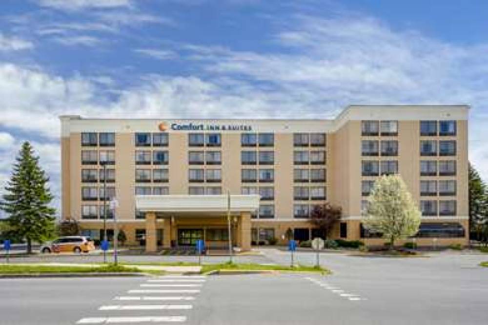 Comfort Inn And Suites Watertown - 1000 Islands 1