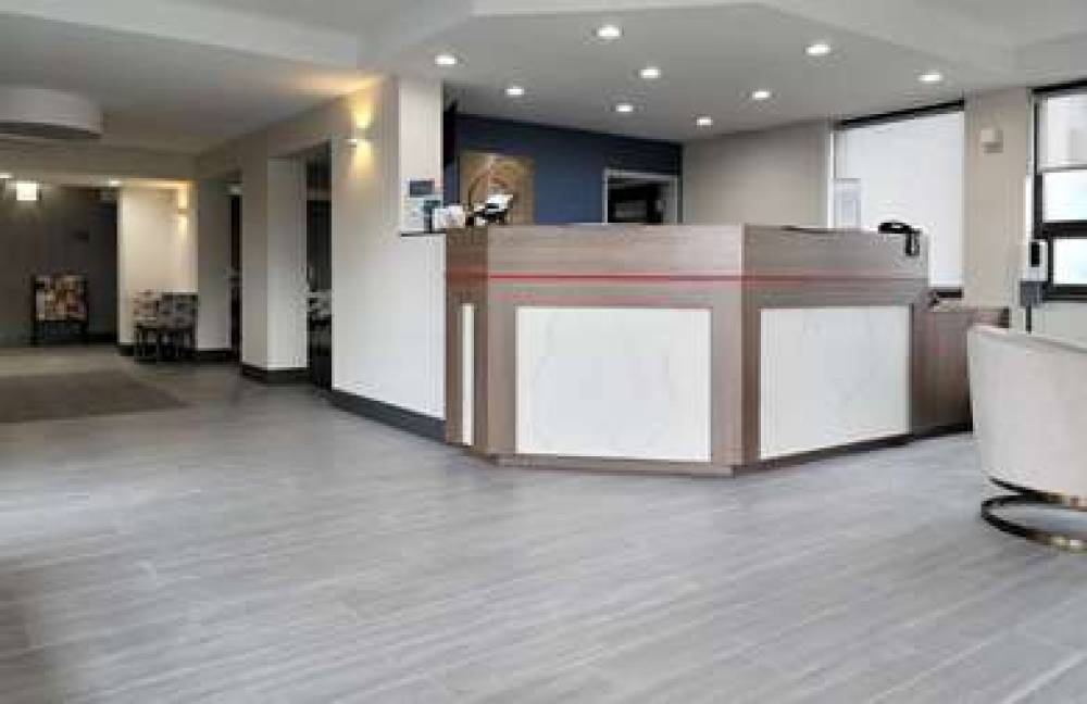 COMFORT INN AND SUITES WYOMISSING-R 5