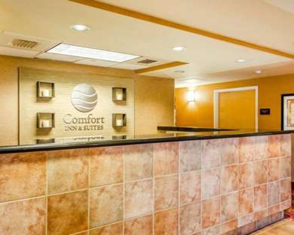 Comfort Inn And Suites York 2