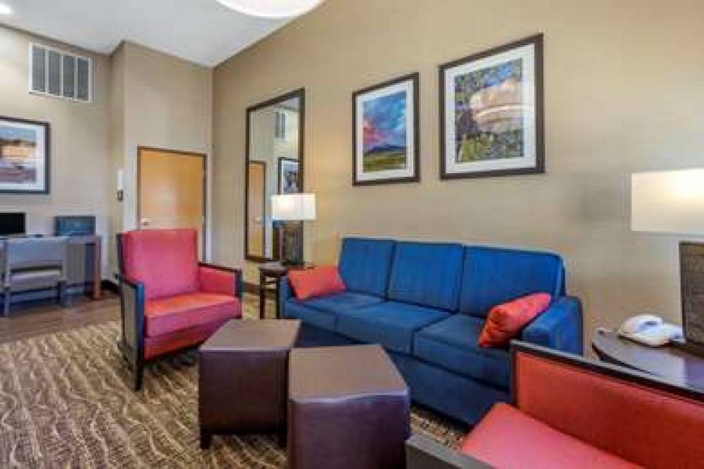 Comfort Inn At Buffalo Bill Village Resort 3