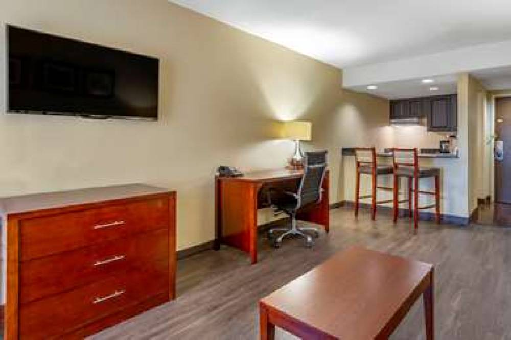 Comfort Inn At Carowinds 10