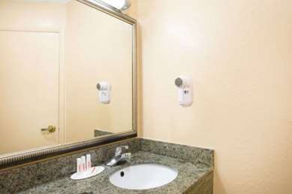 COMFORT INN BECKLEY 9