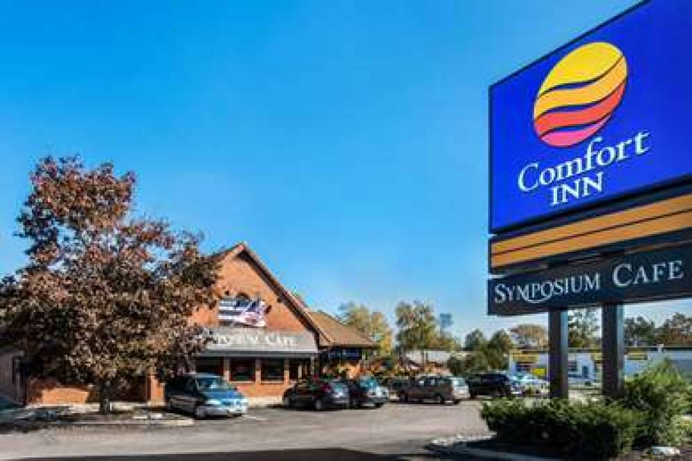 Comfort Inn Brantford 1