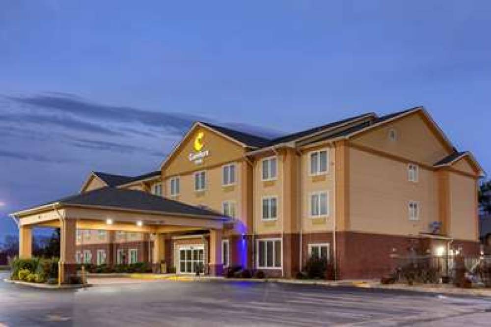 COMFORT INN 4