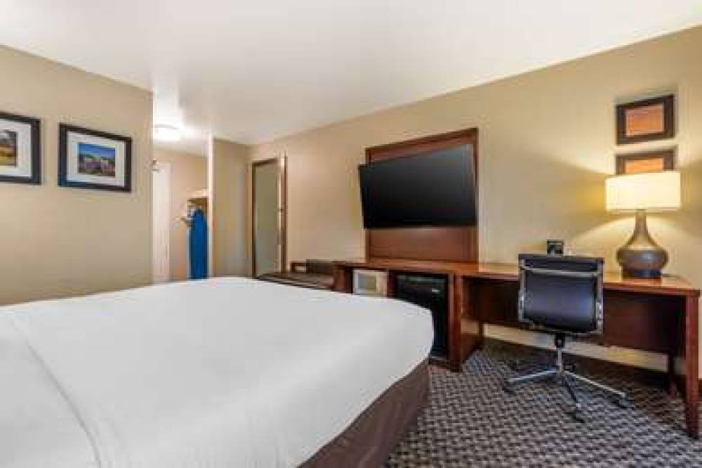 Comfort Inn Cordelia 8