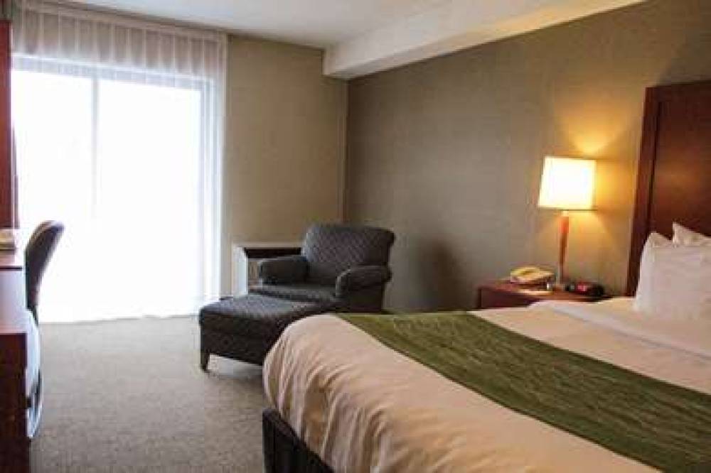 Comfort Inn Dartmouth 9