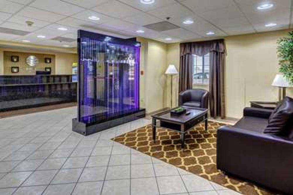 Comfort Inn Decatur Priceville 8