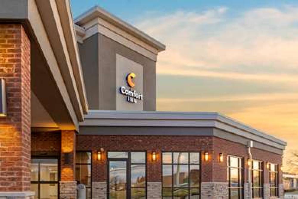 COMFORT INN DETROIT - TROY 8