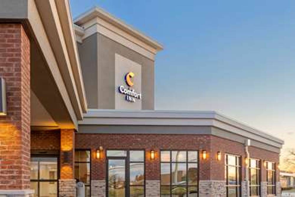 COMFORT INN DETROIT - TROY 3