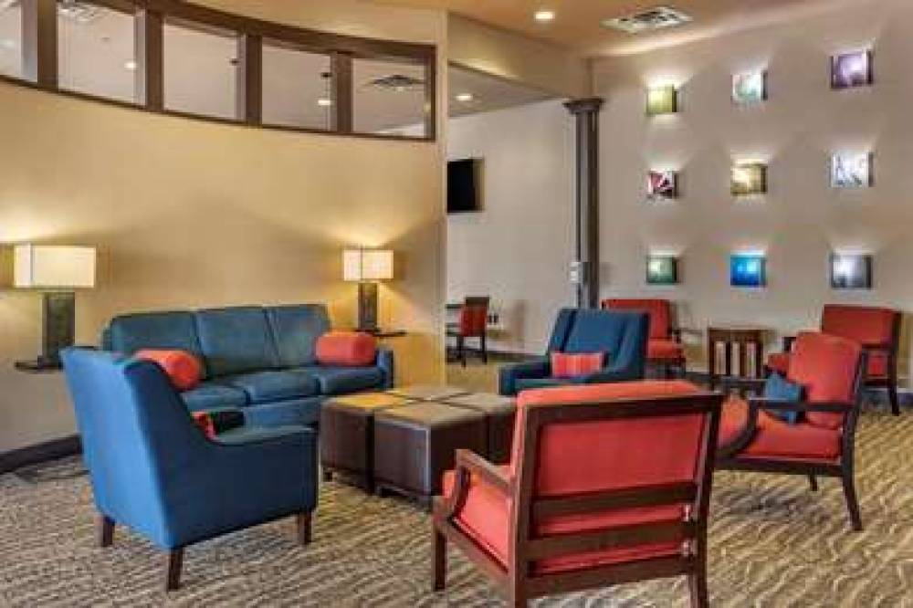 Comfort Inn DFW Airport North 3