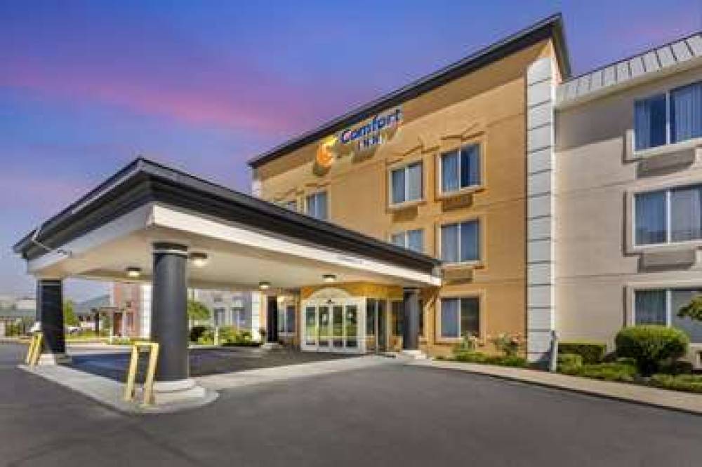 Comfort Inn Dickson 4