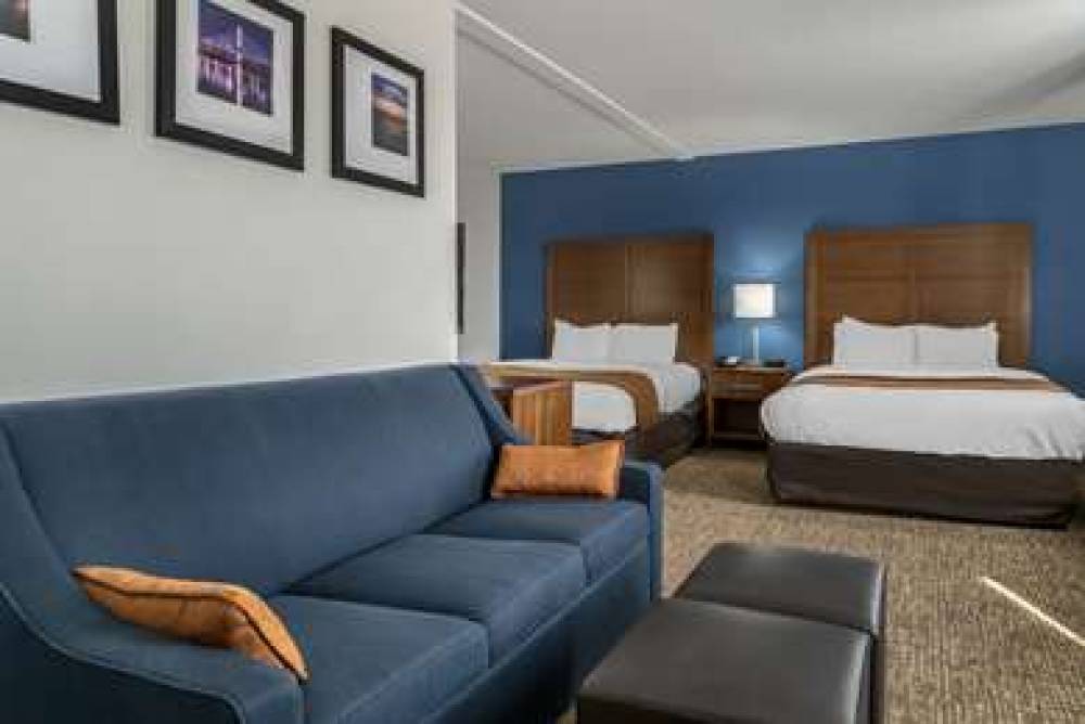 Comfort Inn East 7