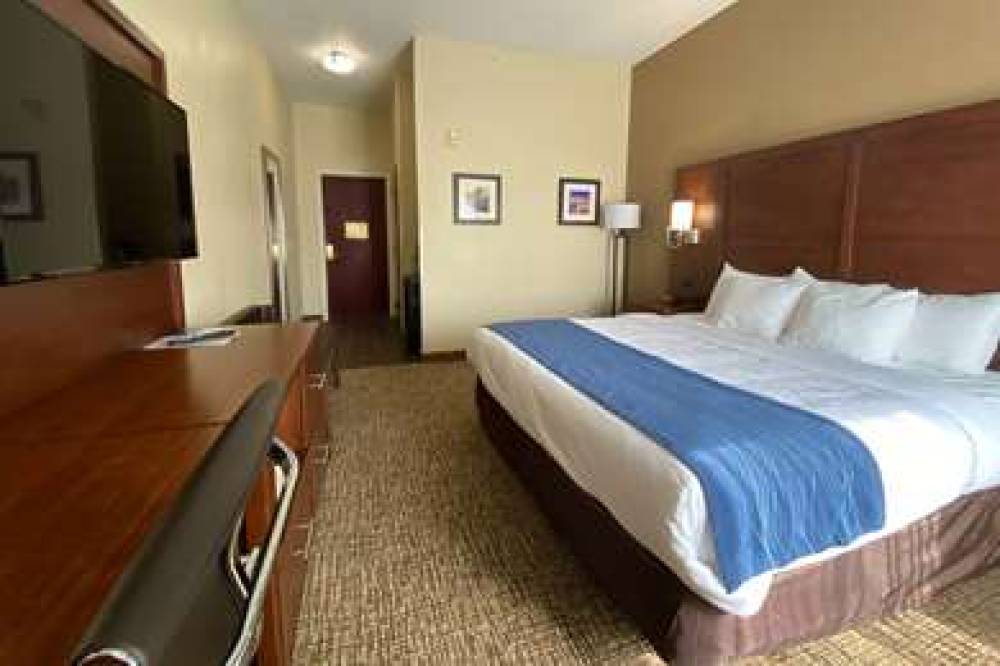 Comfort Inn East Windsor 10