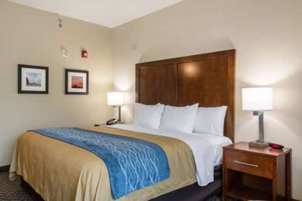 COMFORT INN EDWARDSVILLE - ST LOUIS 7