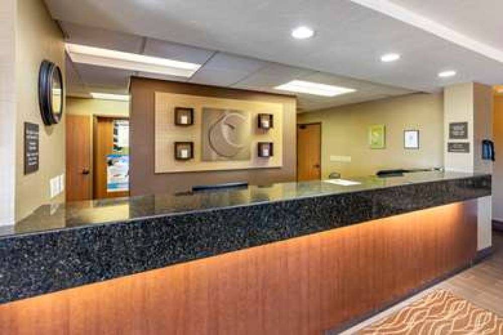 COMFORT INN EVANSVILLE-CASPER 7