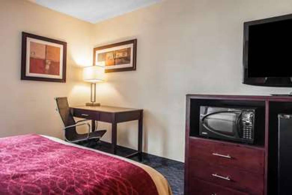 Comfort Inn Feasterville Trevose 8