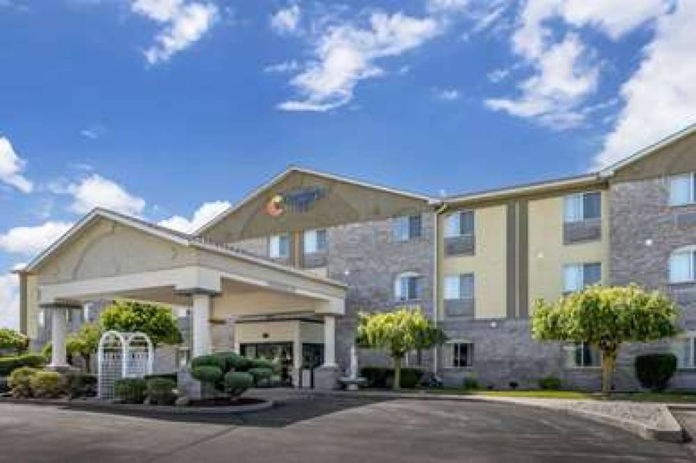 Comfort Inn Fremont 2