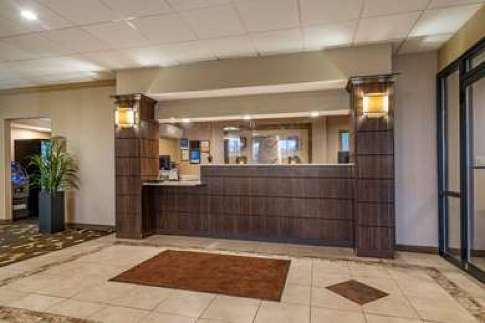 Comfort Inn Glenmont 4