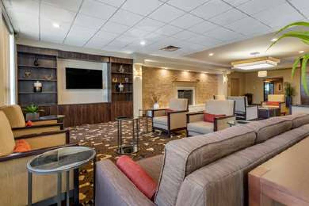 Comfort Inn Glenmont 3