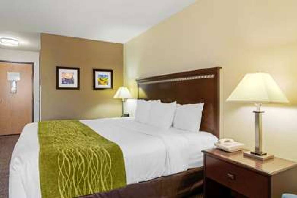 Comfort Inn Greeley 8