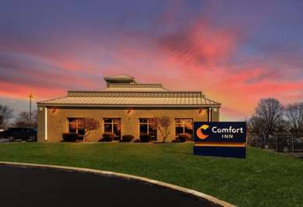 COMFORT INN HUNTINGTON NEAR UNIVERS 3