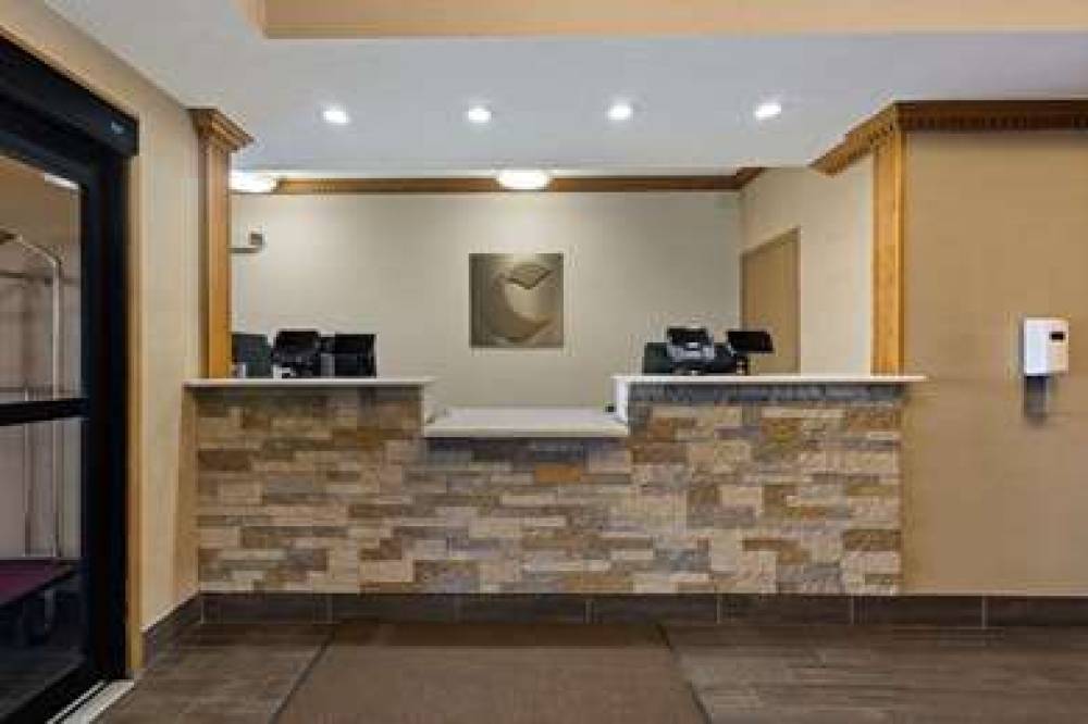 COMFORT INN HUNTINGTON NEAR UNIVERS 10