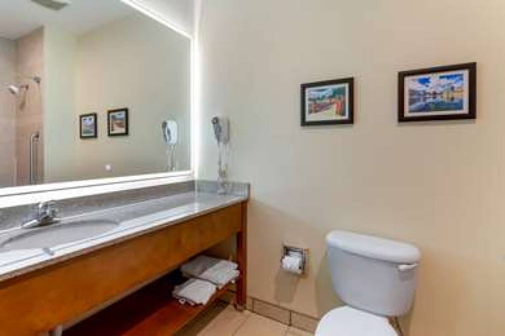 Comfort Inn Huntsville 9