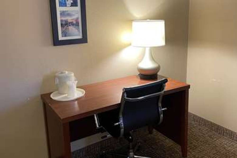 Comfort Inn Indianapolis 9