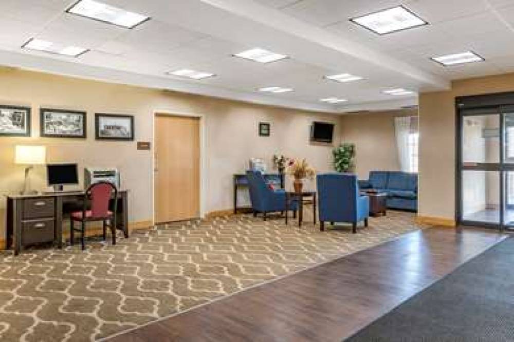 Comfort Inn Kalamazoo 5