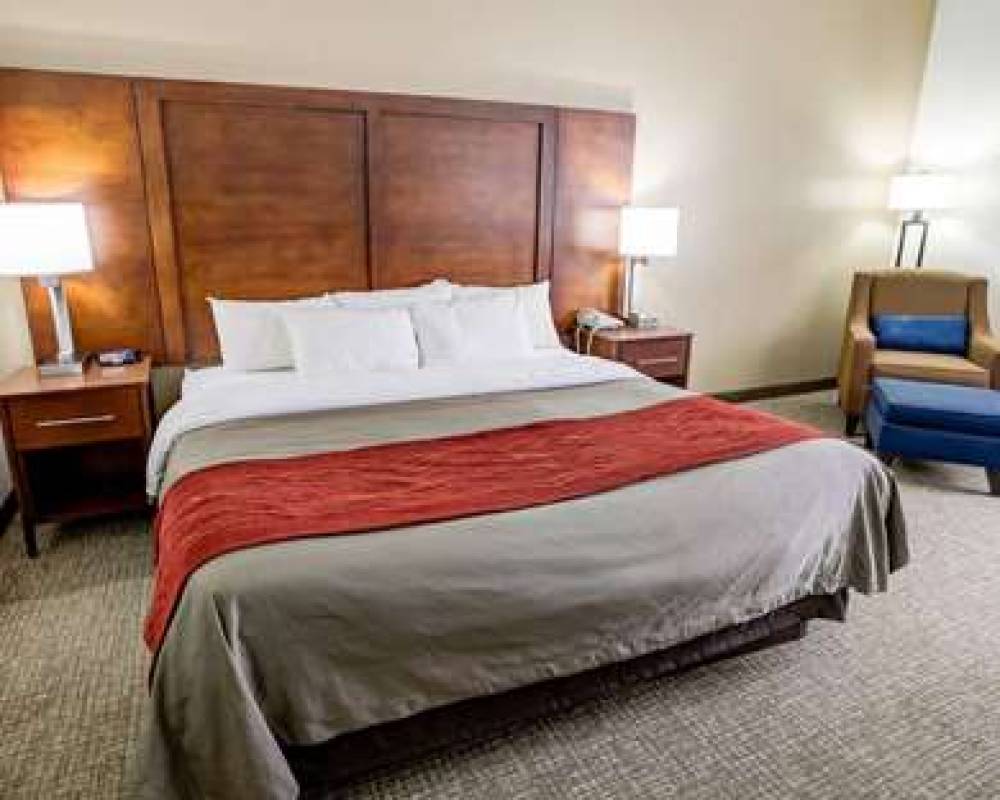 Comfort Inn Kearney 10