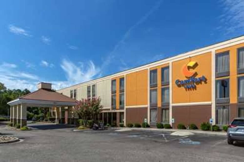 COMFORT INN LAURINBURG 1