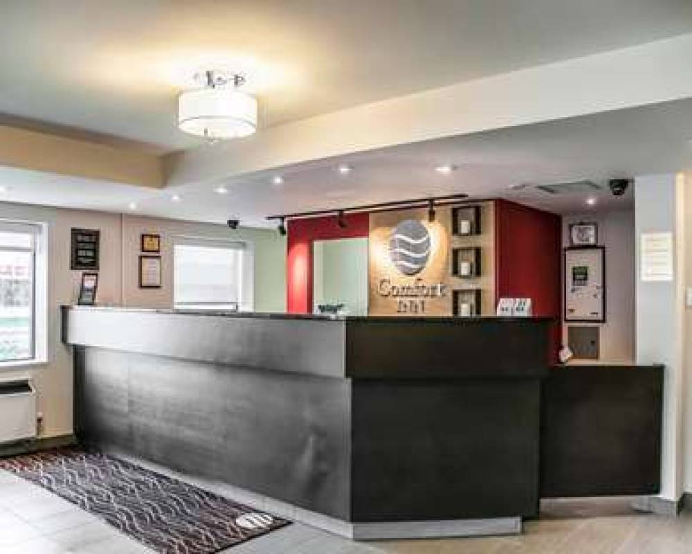 Comfort Inn Laval 5