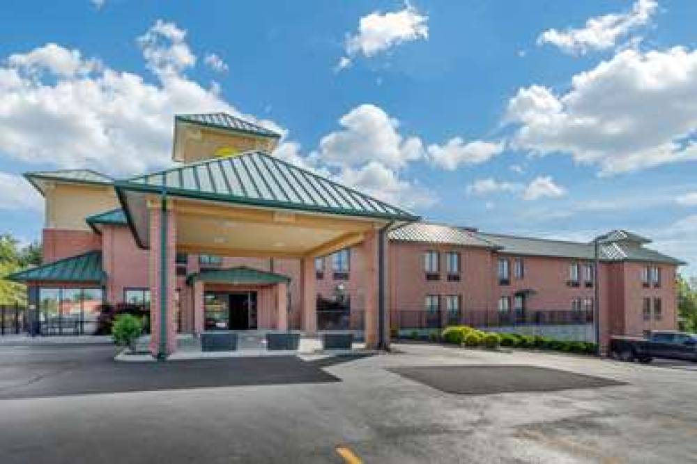 Comfort Inn Lenoir City 1