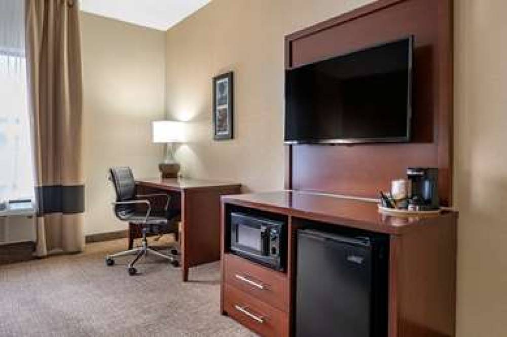 Comfort Inn Louisville 4