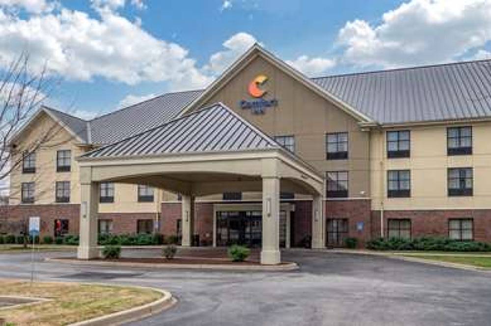 Comfort Inn Louisville 1