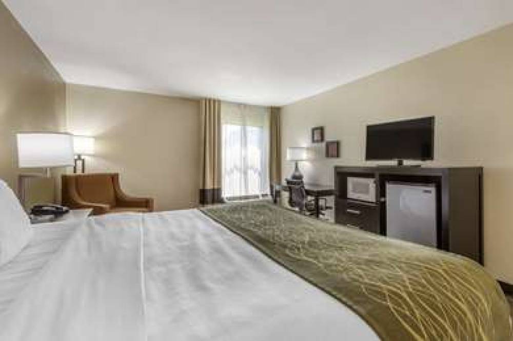 Comfort Inn Marion 8