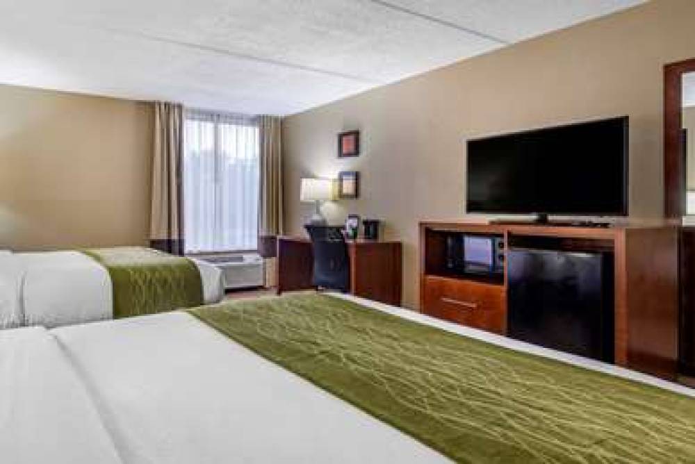 Comfort Inn Matthews 10