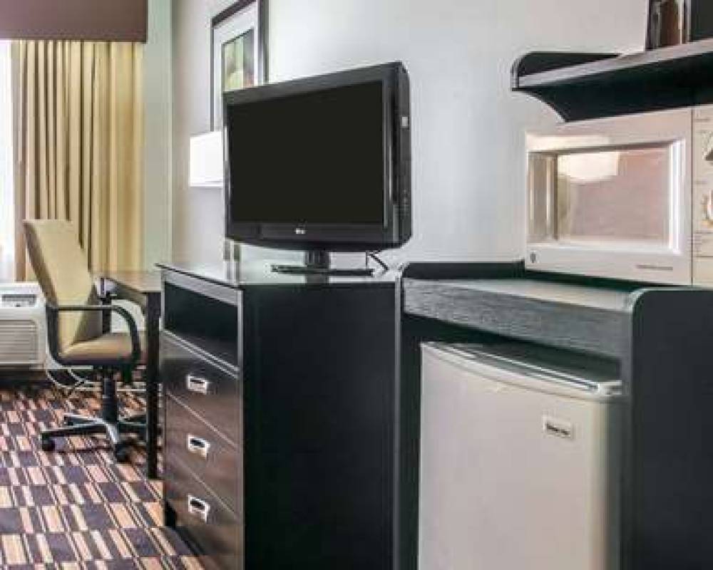 Comfort Inn Maumee - Perrysburgh Area 10