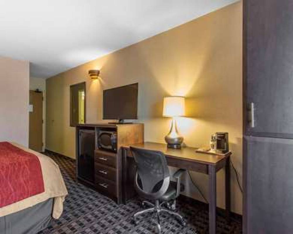 Comfort Inn Midland 10